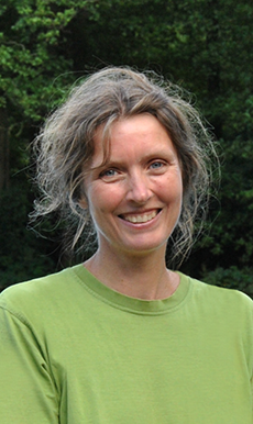 Dr. Juliane Netzer